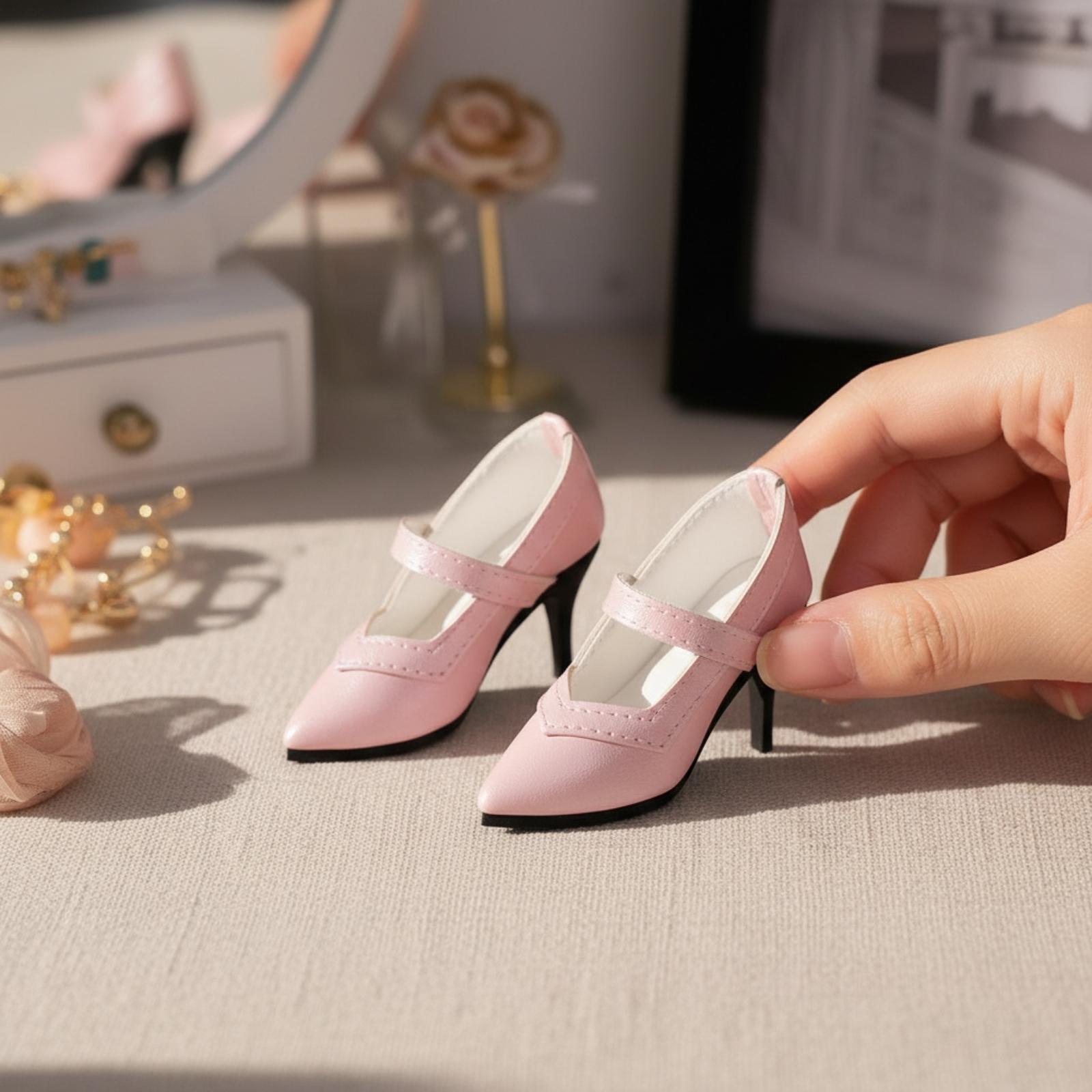 Sapatos de Salto Fino em Resin - Court Heel Pointed avaliação e preço